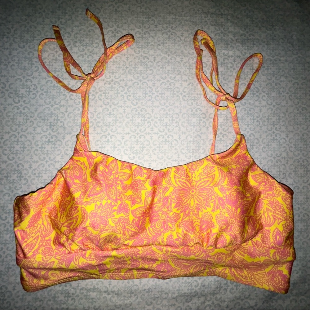 🌴Anthropologie ALLIHOP bikini top 2/$15 or 3/$20